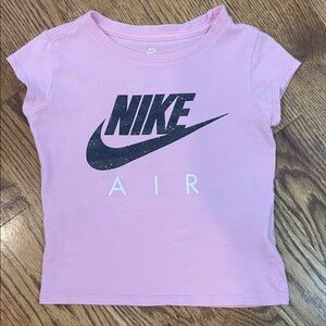 Girl’s Nike Shirt. Size 3T. Excellent Condition. Light Pink Color.